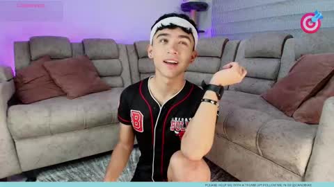 Snapshot of nico_cruz chatting on September 11, 8:26 am nico online show from September 11, 8:26 am