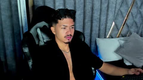 Nicolai online show from February 3, 11:58 am