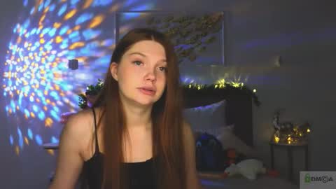 Nicole online show from December 17, 9:21 pm