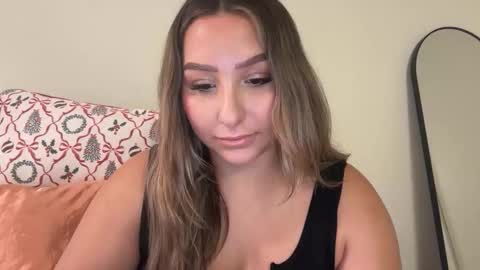 nicolelovesyou444 online show from November 18, 3:09 am