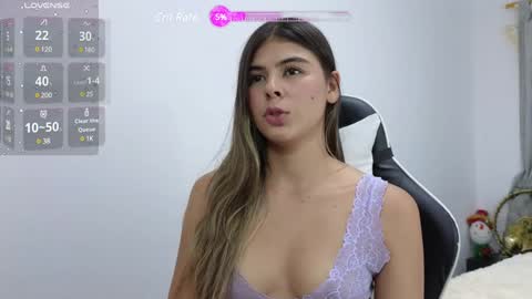Snapshot of nicolle_jhons chatting on December 20, 12:08 am Nicolle online show from December 20, 12:08 am