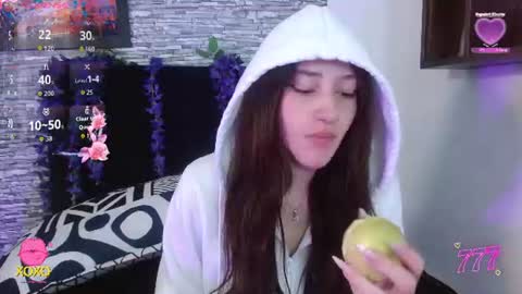 Nicolle ardila online show from July 24, 10:07 pm