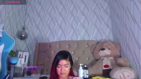 Snapshot of nicolletaylorq chatting on March 5, 5:18 am Nicolle Miley online show from March 5, 5:18 am