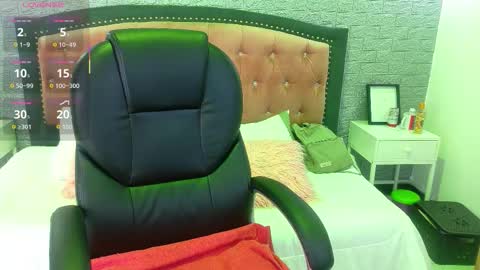 Nicollet online show from January 15, 7:55 pm