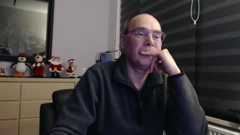 nightkeeper63 online show from December 21, 12:17 am