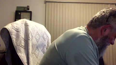 nightmoves1970 online show from April 4, 3:24 am