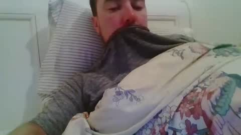 Snapshot of nijinsky11 chatting on October 26, 12:55 am Nijinsky11 online show from October 26, 12:55 am