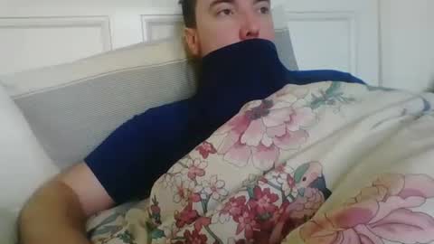 Snapshot of nijinsky11 chatting on October 31, 11:10 am Nijinsky11 online show from October 31, 11:10 am