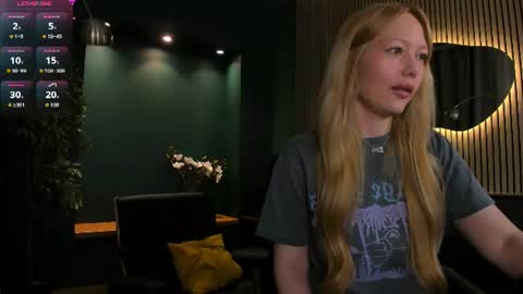 LIana online show from June 30, 9:24 pm