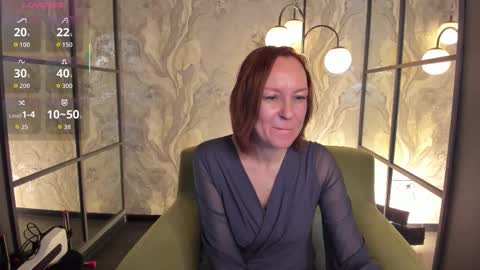 Snapshot of nika_gentle chatting on October 24, 5:30 am Nika online show from October 24, 5:30 am