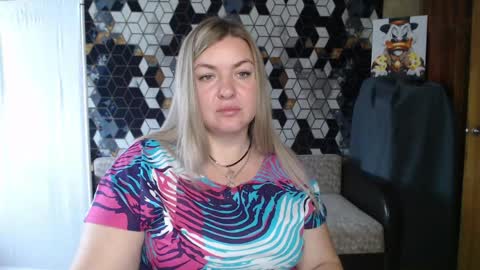 Nika online show from April 22, 5:36 am