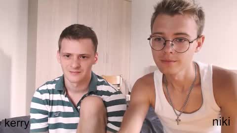 nikikerry_cum_ online show from October 3, 6:54 am