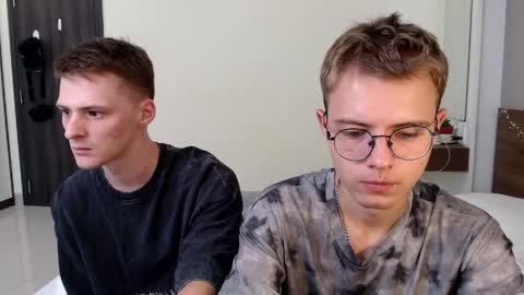 nikikerry_cum_ online show from April 18, 9:44 am