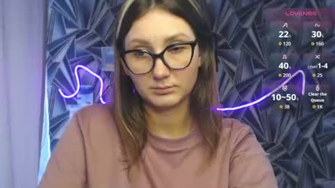 nikkikiss___ online show from July 22, 3:08 am