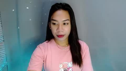 urlovelynika  online show from December 11, 12:12 am