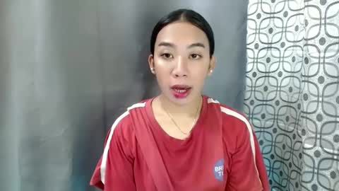 urlovelynika  online show from January 12, 3:28 am