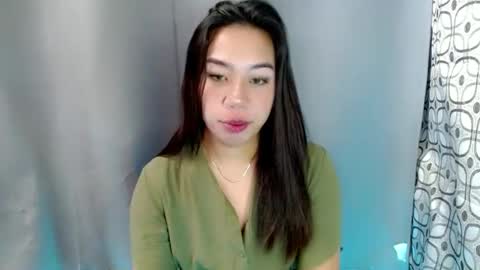 urlovelynika  online show from January 22, 10:59 pm