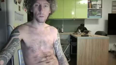 niknik39 online show from February 8, 2:15 am