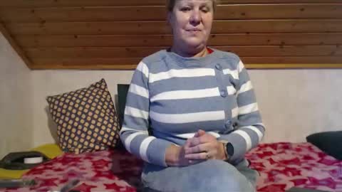 Nikole1 online show from January 11, 12:00 pm