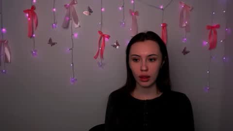 nikonara_ online show from March 6, 4:50 pm