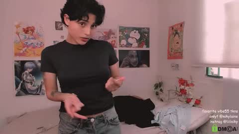 Nikylaine online show from November 23, 9:46 pm