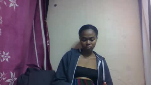 Snapshot of nilahmarie chatting on October 3, 7:11 pm nilah online show from October 3, 7:11 pm