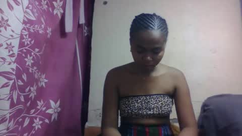 Snapshot of nilahmarie chatting on October 12, 7:05 pm nilah online show from October 12, 7:05 pm