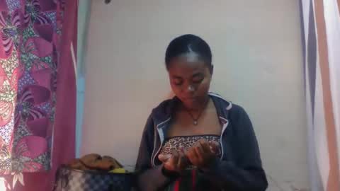 Snapshot of nilahmarie chatting on September 11, 11:55 am nilah online show from September 11, 11:55 am