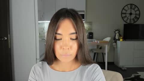 Bella online show from November 17, 9:23 am