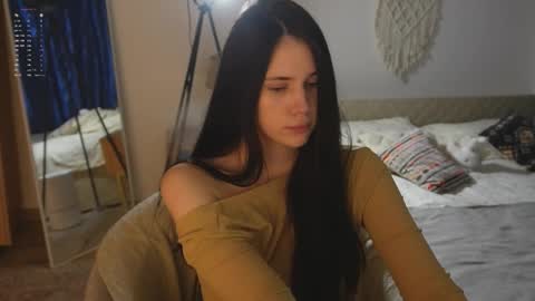 Jennet online show from November 4, 5:47 pm