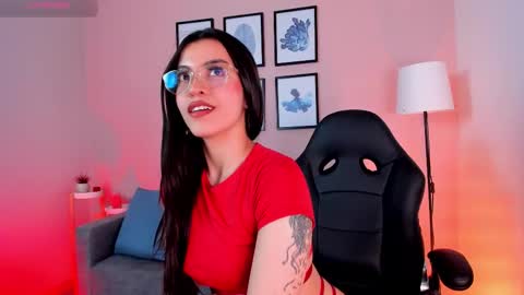 Nina online show from November 19, 9:24 pm