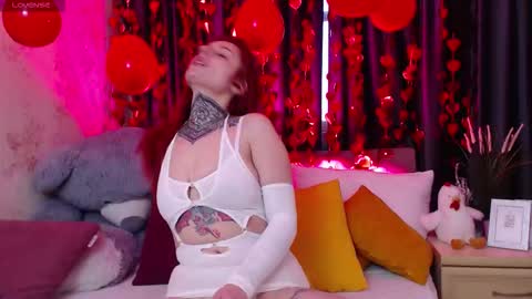 Nina online show from February 11, 7:34 am