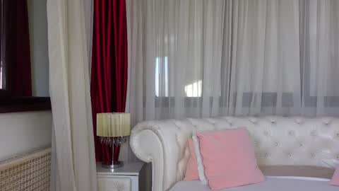 NinaCrystal online show from March 12, 7:13 am