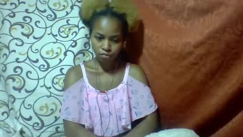 Ninah9794 online show from December 16, 8:37 pm