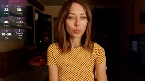 NinaNovalicious online show from September 18, 7:23 am