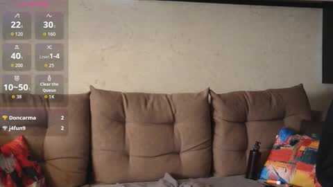 NinaNovalicious online show from October 2, 8:02 am