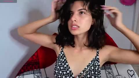 ninasky19 online show from April 16, 9:37 pm