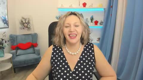 ninastarle online show from March 7, 12:27 pm