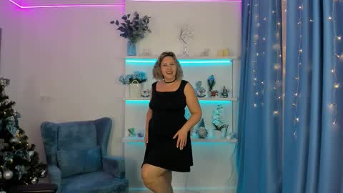 ninastarle online show from December 21, 4:30 am