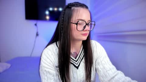 ninavolkov online show from March 30, 10:43 pm