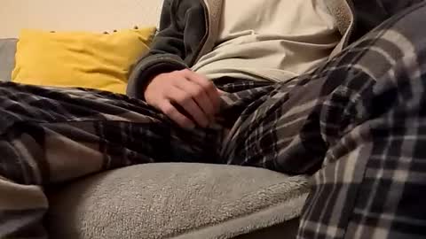 Nineinches online show from April 25, 8:39 pm