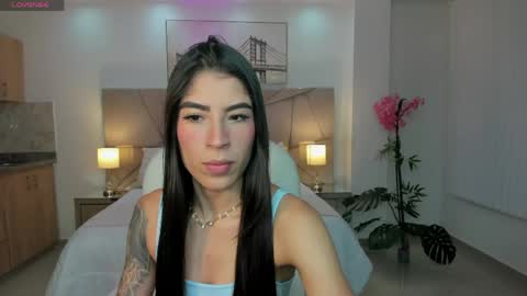ninna_asppen online show from April 18, 6:04 am