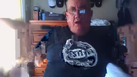 Dennis online show from November 25, 3:33 pm