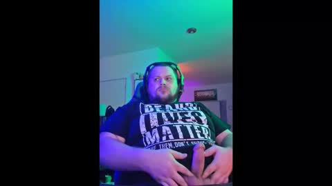 HungStepSon online show from November 16, 3:25 pm