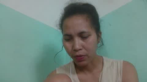 Snapshot of nirisouh chatting on October 14, 1:03 pm nirisouh online show from October 14, 1:03 pm