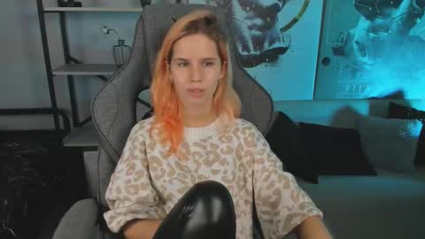 Nita online show from December 4, 1:00 pm