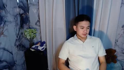 njay_16 online show from September 17, 1:36 pm