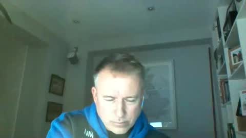 Snapshot of nmmm124347 chatting on February 11, 12:15 pm nmmm124347 online show from February 11, 12:15 pm