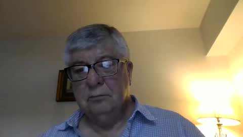 Snapshot of nn69uk chatting on October 24, 1:34 pm NN69UK online show from October 24, 1:34 pm