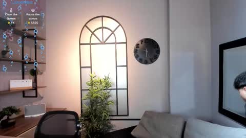 noah_dupont_ online show from October 30, 11:44 am